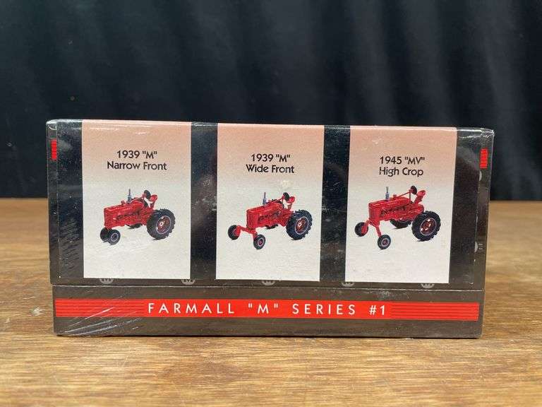 (2) 1/64 Farmall M Sets NIB Ertl