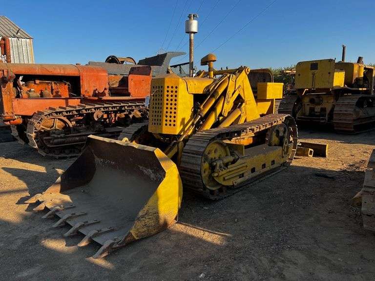 Oliver OC-46-G Crawler image