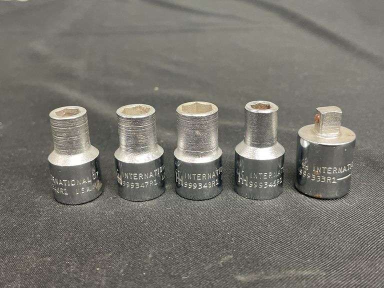 (5) IH Sockets