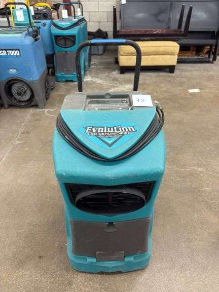 Drieaz Dehumidifier Console Model # F292-SM Total Hours 6070 image