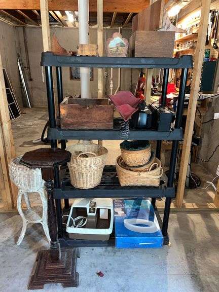 Shelf & Contents image