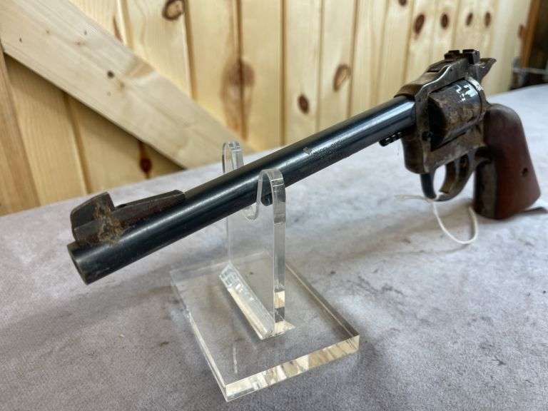 H&R Model 686 .22 LR  DA Revolver