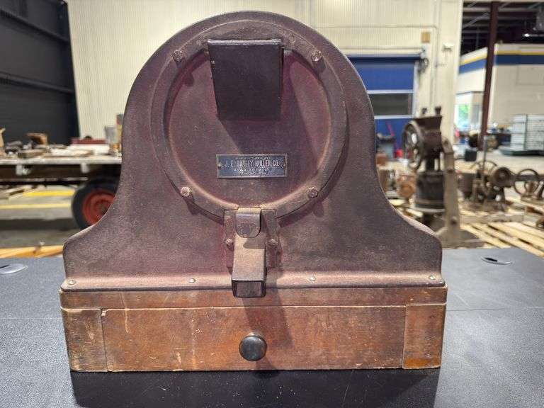 J.E. Barley Huller electric image
