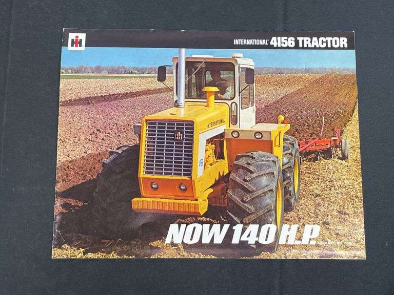 IH 4156 Sales Literature image