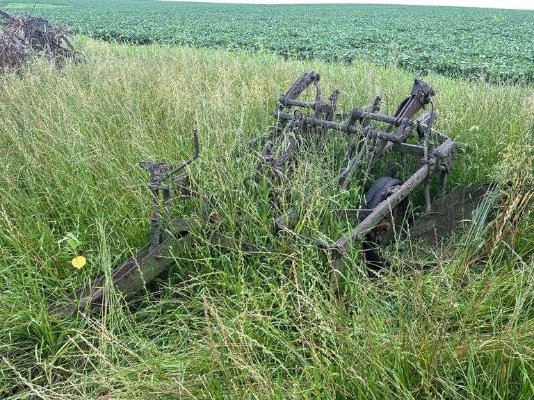2 Bottom 14” Two Way Plow image