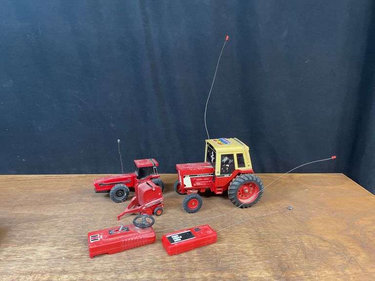 (3) IH Tractors + Baler Ertl image