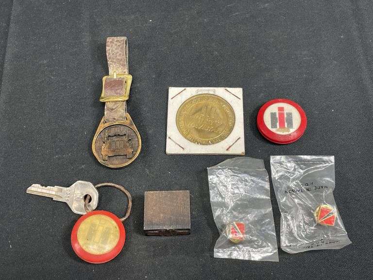 (7) IH Lot image