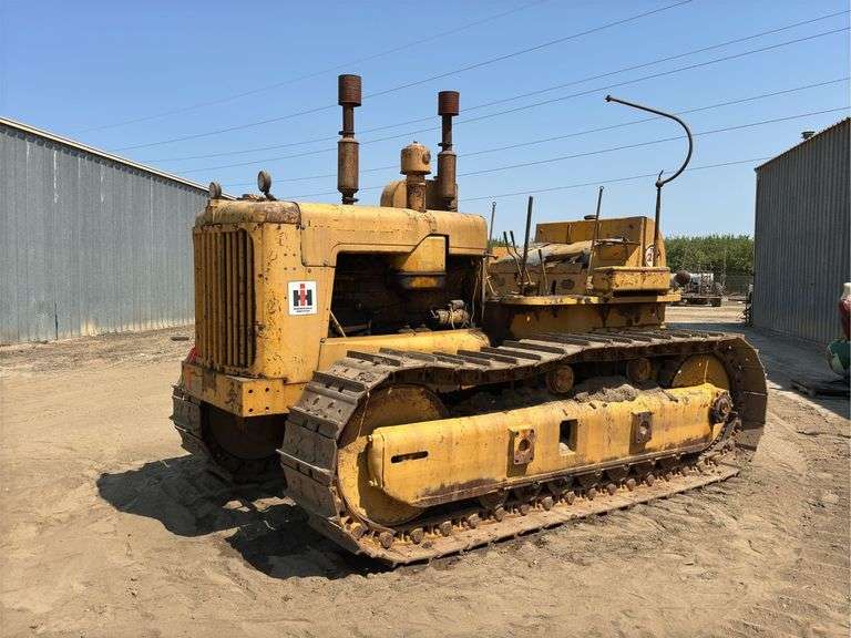 International TD-24 image