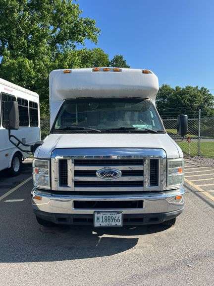 2011 Ford Eldorado E350 Duper Duty