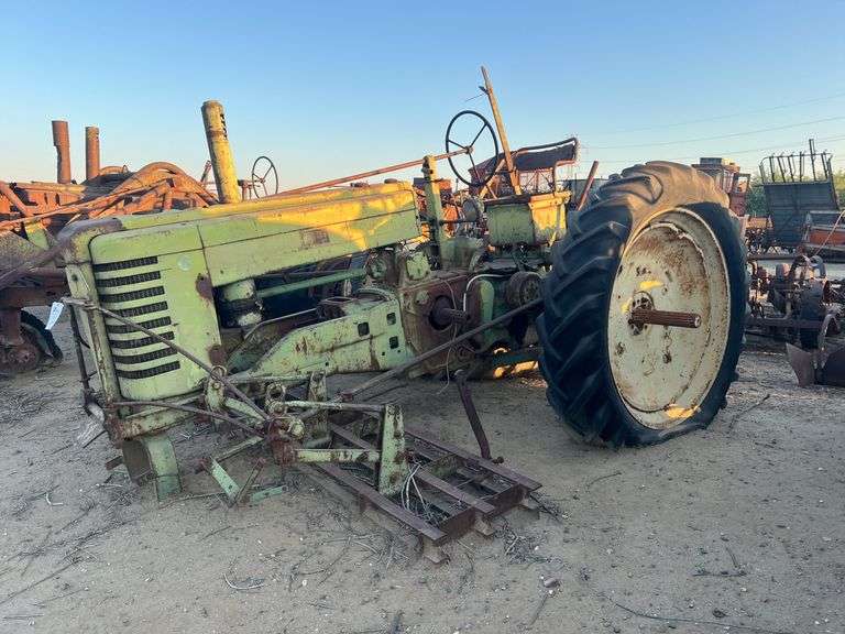 John Deere A image