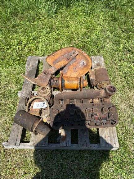Minneapolis Moline Parts Pallet image