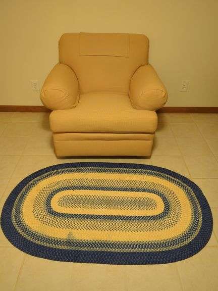 The Furniture Doctor Chair and Rug Lot image