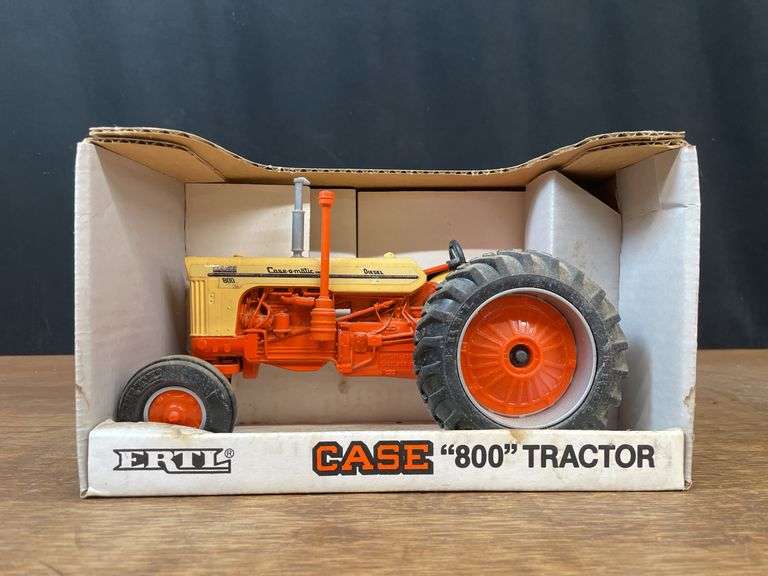 1/16 Case 800 Special Edition NIB Ertl image