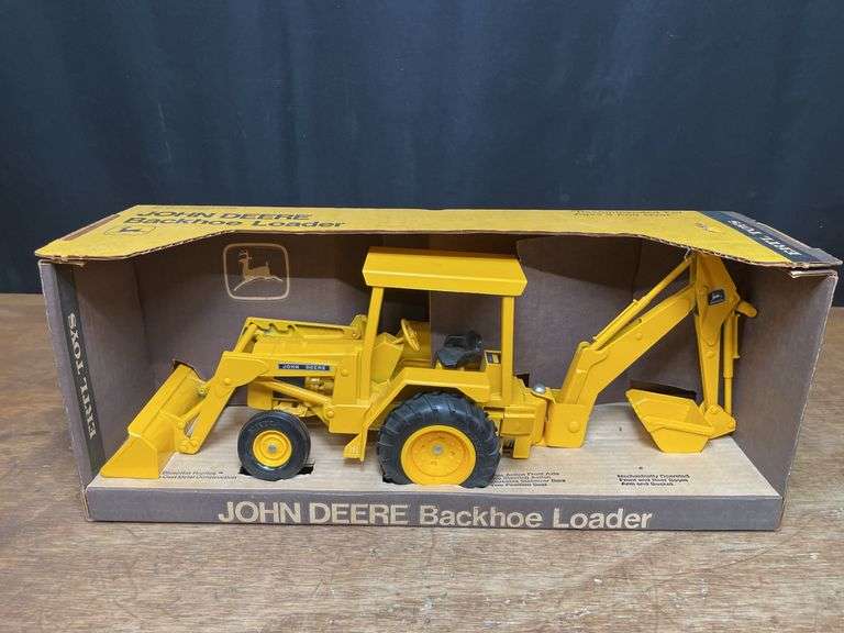 1/16 John Deere Backhoe NIB Ertl image