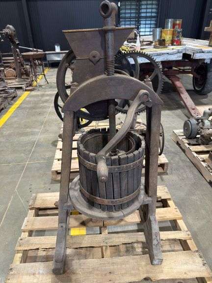 Apple Cider Press image