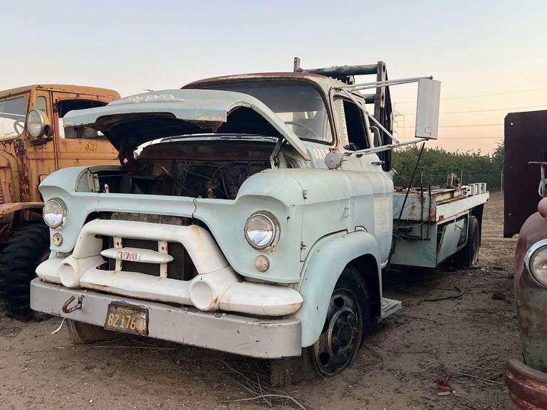 GMC Truck image