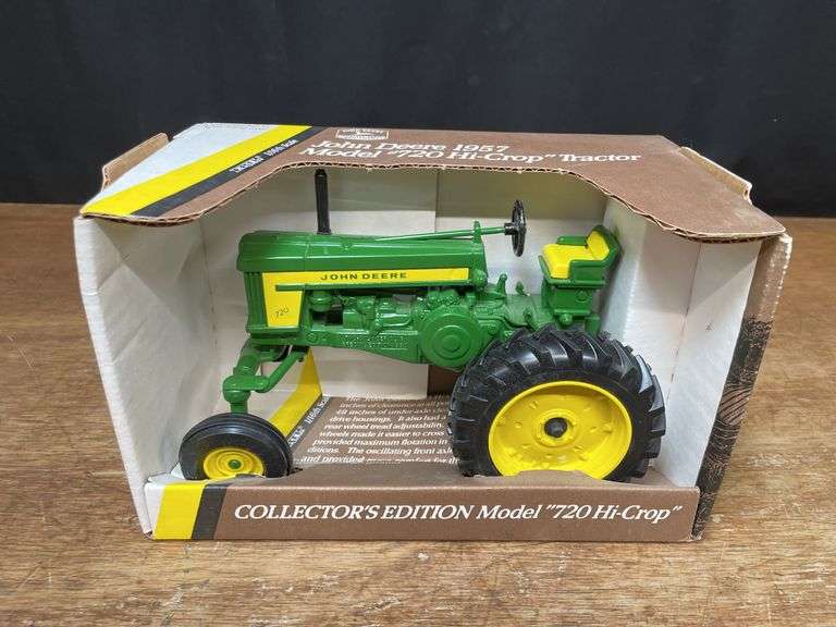 1/16 John Deere 720 Hi-Crop Collector NIB Ertl image