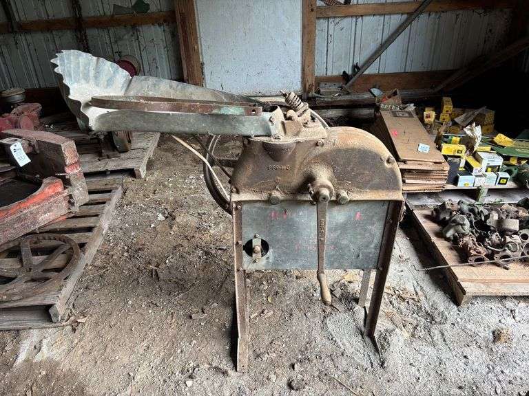 John Deere No.1B Corn Sheller image
