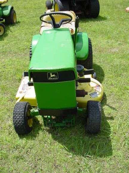 1973 John Deere 70 Round Fender