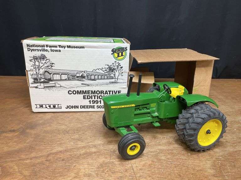 1/16 John Deere 5020 1991 NFTM NIB Ertl image