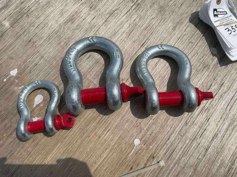 (3) Pins and Clevis image