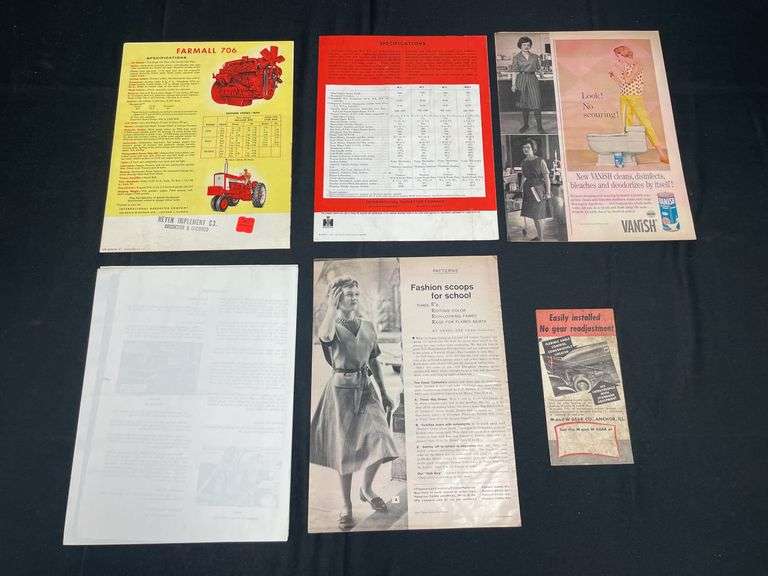 (5) IH Tractor Literature
