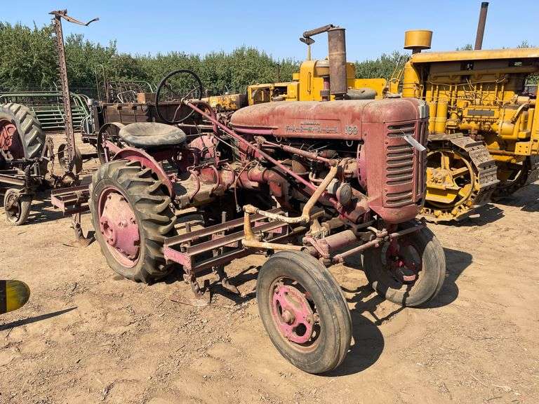 Farmall 100 image