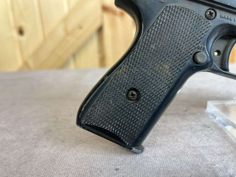 Marksman  Repeater .177 Air Pistol