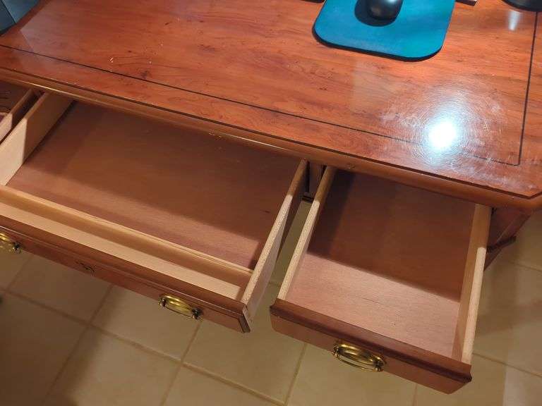 Drexel Heritage Office Desk with Rolling Chair - 46" x 24" x 30"