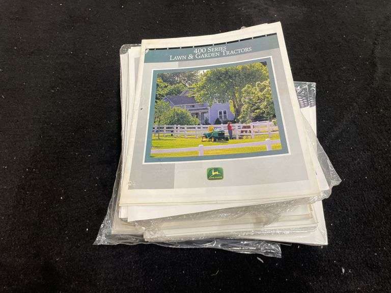 John Deere L&G Sales Literature image