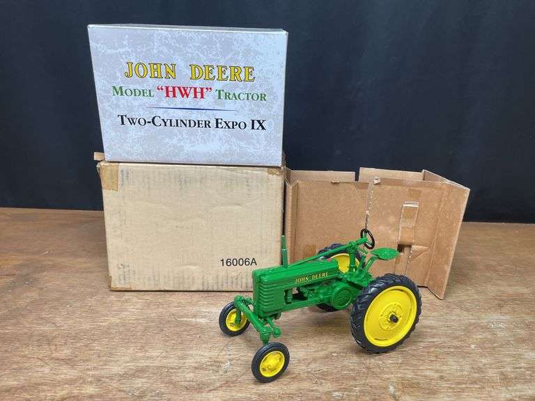 1/16 John Deere HWH 1999 2 Cylinder NIB Ertl image