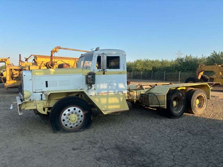 Autocar Semi image