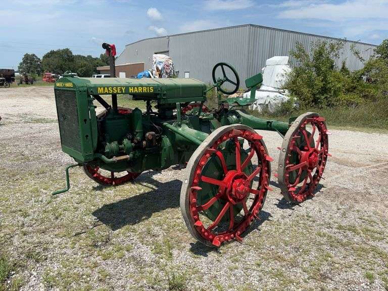 Massey-Harris GP 4WD image