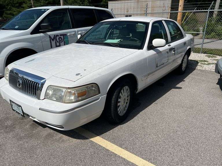2008 Mercury Grand Marquis