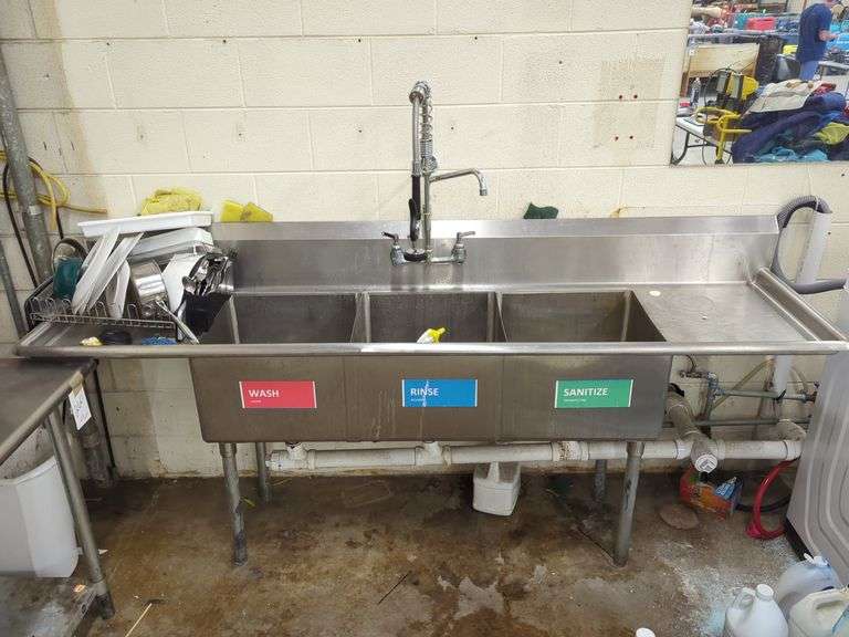 3 Bay Stainless Sink - 7.5 Ft x 2 Ft