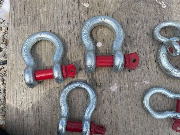 (3) Pins and Clevis image