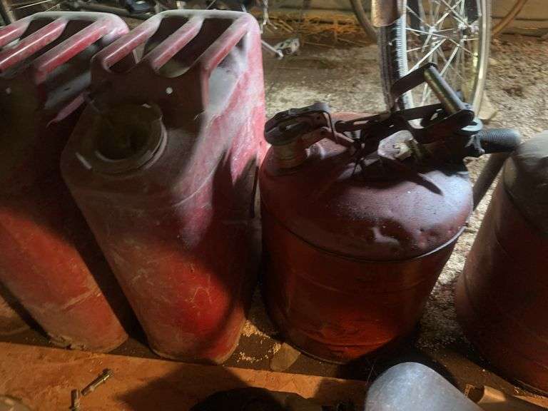 (6) Fuel Cans