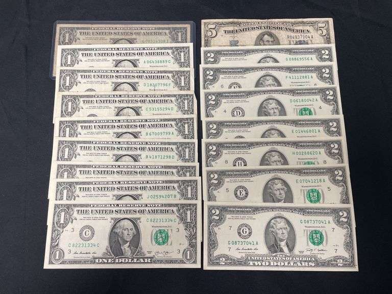 U.S. Paper Currency image
