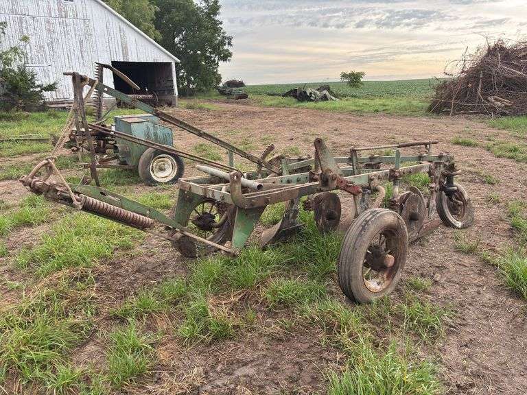 John Deere No. 55A-B-H  3 Bottom 14” Pull Type Plow image