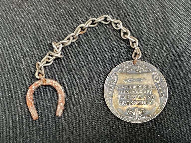 IHC Good Luck Charm + Horseshoe
