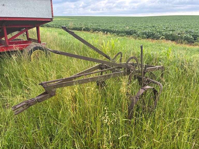 2 Bottom 14” Plow image
