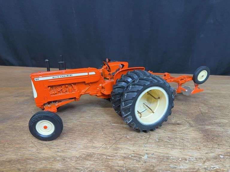 1/16 AC D19 w/Plow Customized image