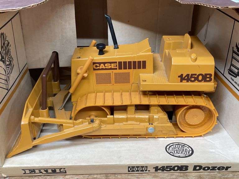 1/16 Case 1450B Dozer NIB Ertl