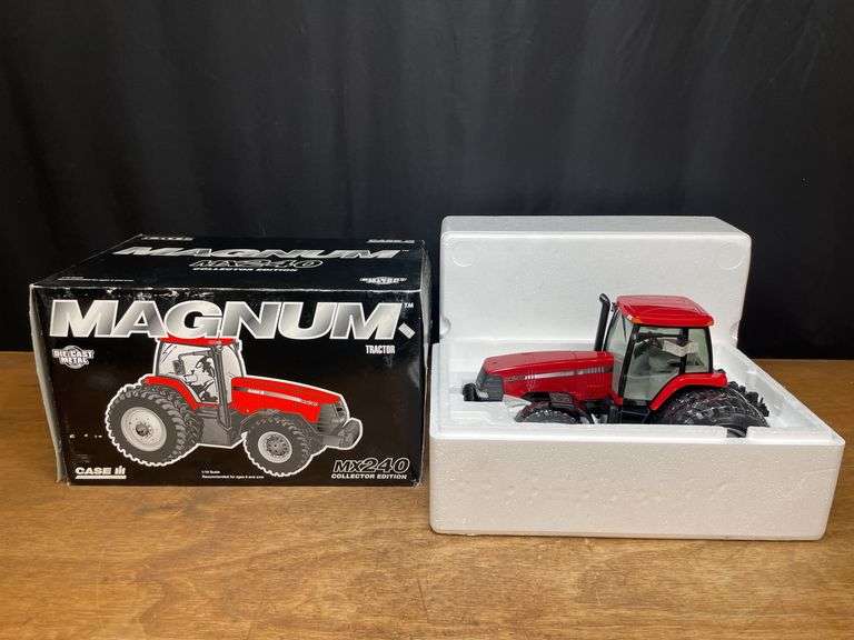 1/16 Case-IH Magnum MX240 Collector NIB Ertl image