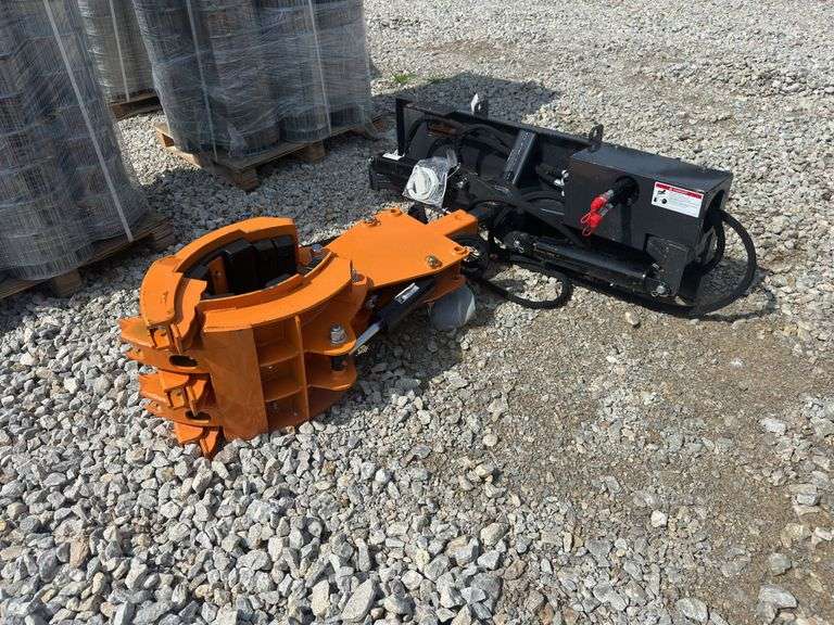 Rotating Grapple image