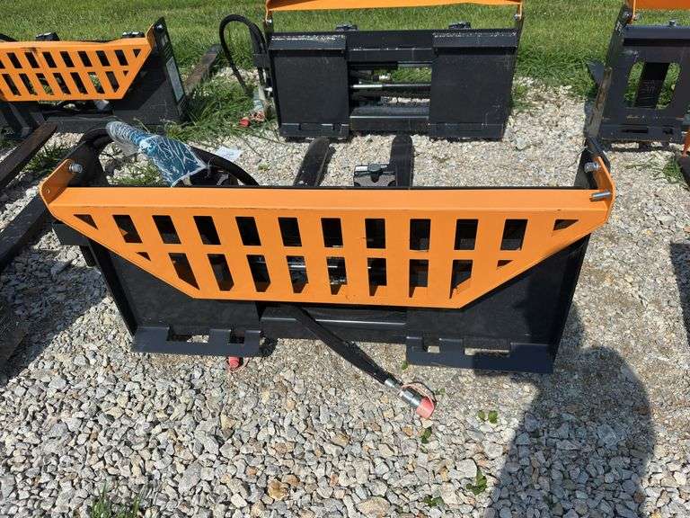 Hydrualic Skid Steer Fork Attachment