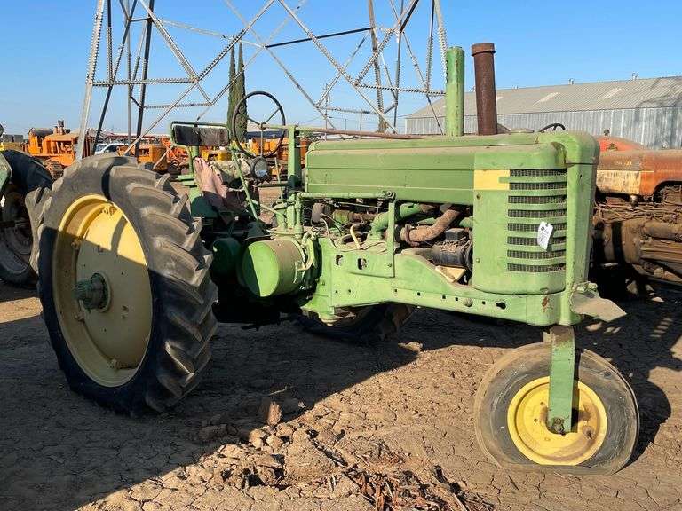John Deere A image