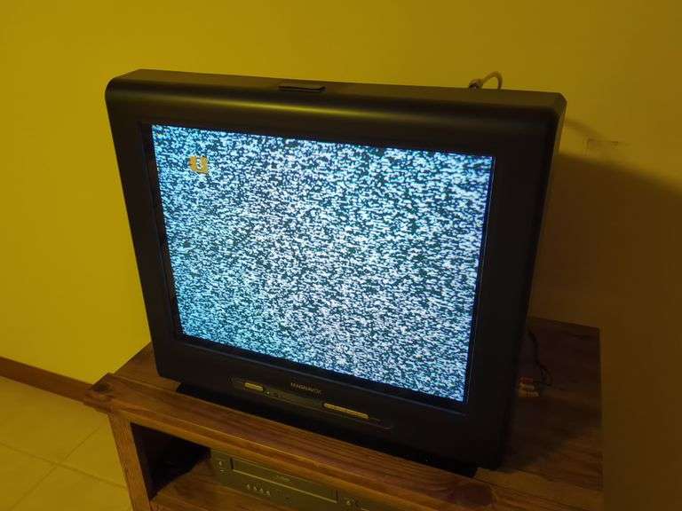 Magnavox TV with DVD/VHS Player
