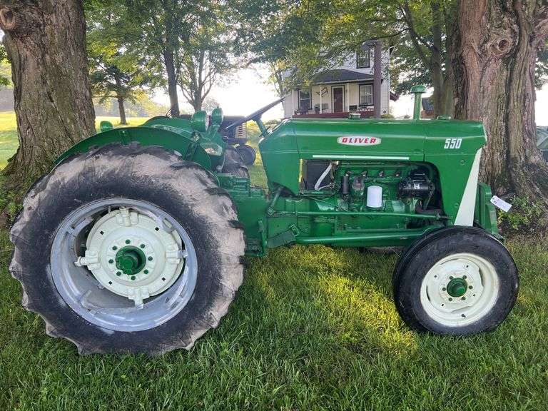 Oliver 550 Gas