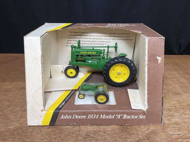 1/16 John Deere A Set NIB Ertl image